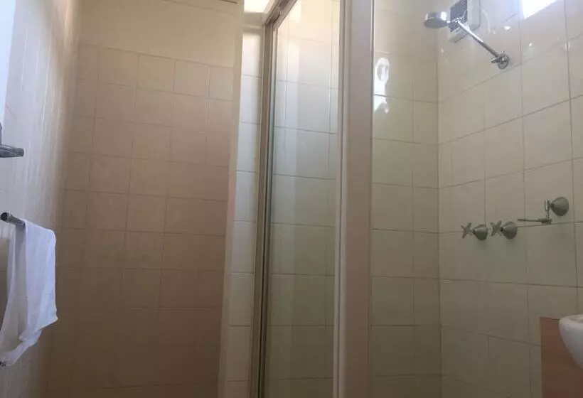 St Kilda Hostel