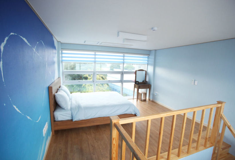 Badagaeso Pension Jeju