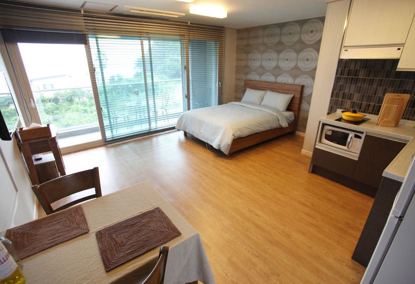 Badagaeso Pension Jeju