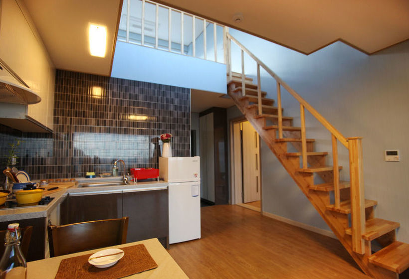 Badagaeso Pension Jeju