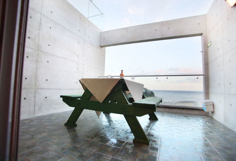 Badagaeso Pension Jeju