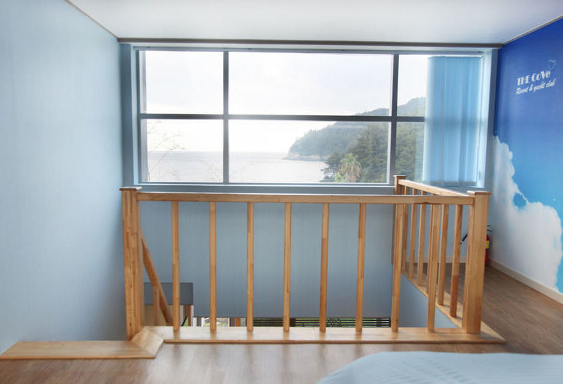 Badagaeso Pension Jeju