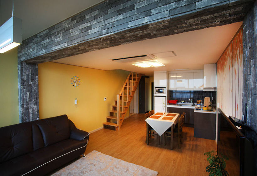 Badagaeso Pension Jeju