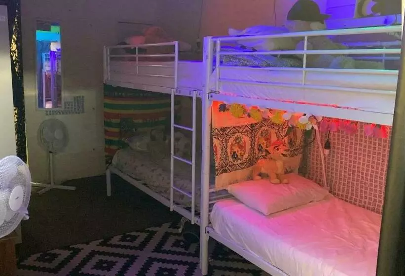 Pemberton Hostel   Note   Go To Gloucester Motel Reception For Check In   Backpackers 88 Days Farm W