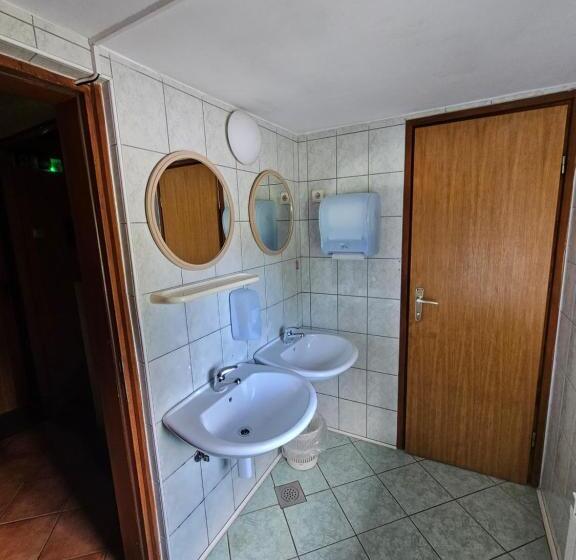 پانسیون Ruška Koča