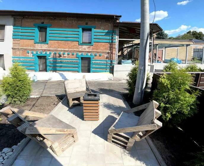 فندق صغير хостел & ресторан сommunity & Change The World