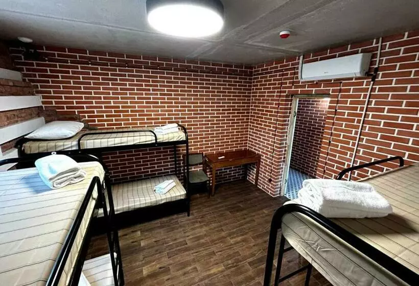 هاستل хостел & ресторан сommunity & Change The World