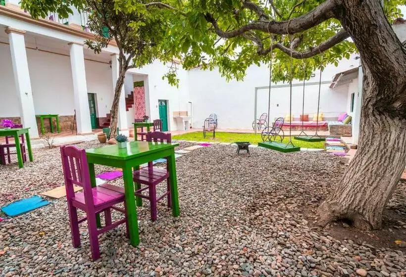 هاستل Dragonfly Guest House