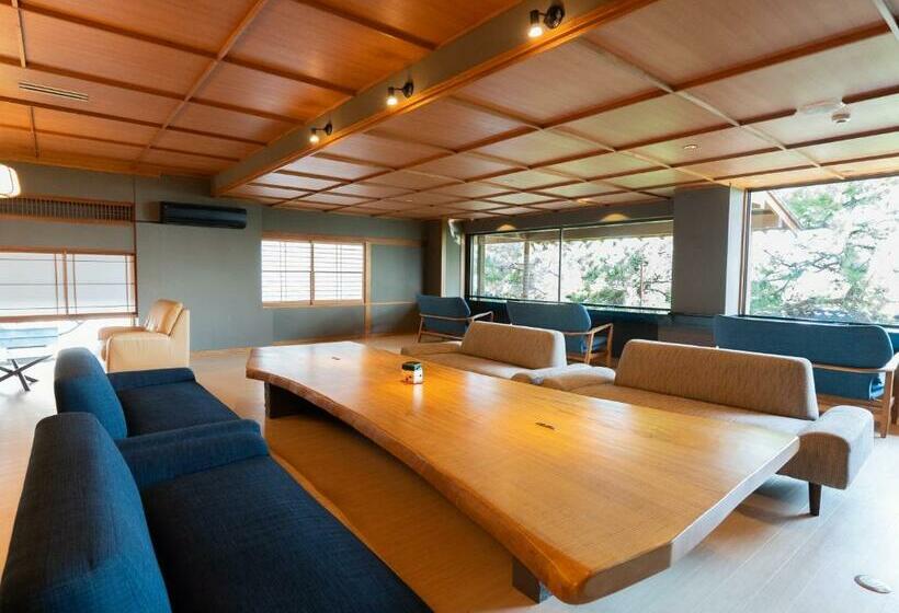 Отель 18歳以上の宿 澄江知多