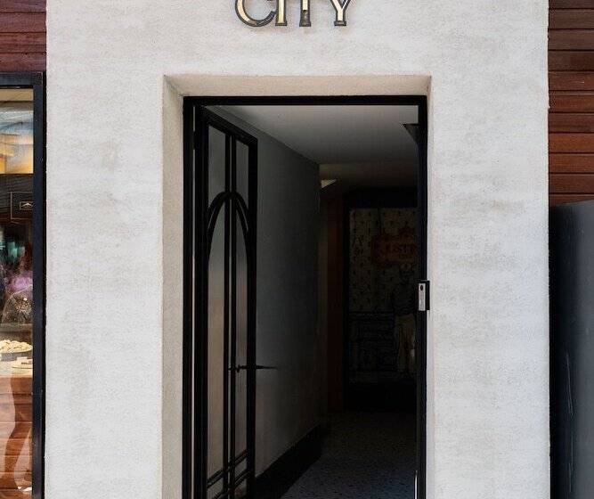 酒店 Just Inn City