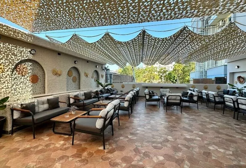 Hotelli Just Inn City