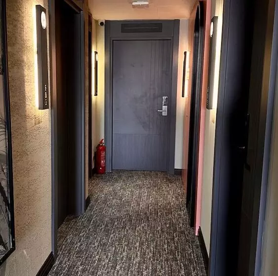 Hotelli Just Inn City