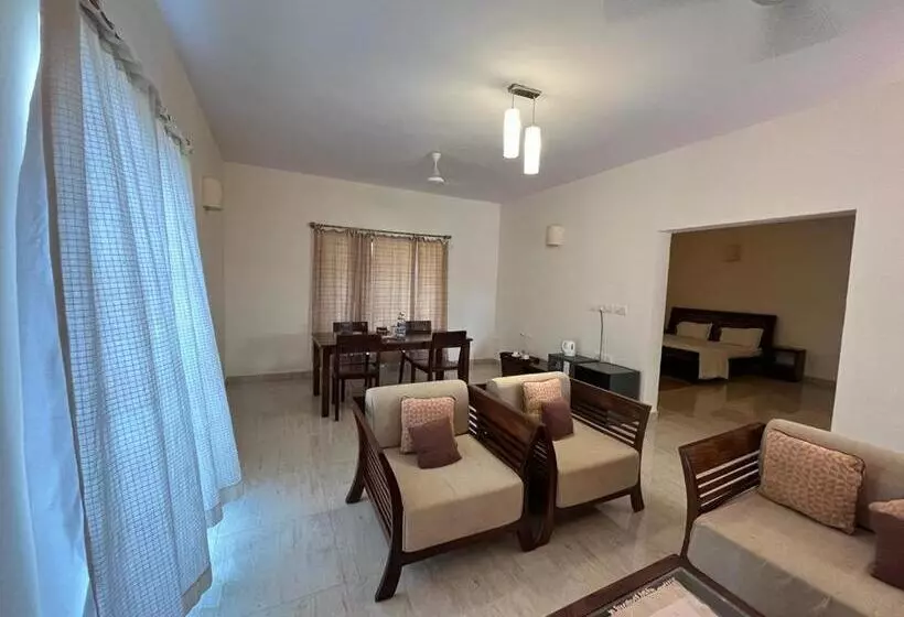 Hotelli Olive Farm @ Embassy International Riding School