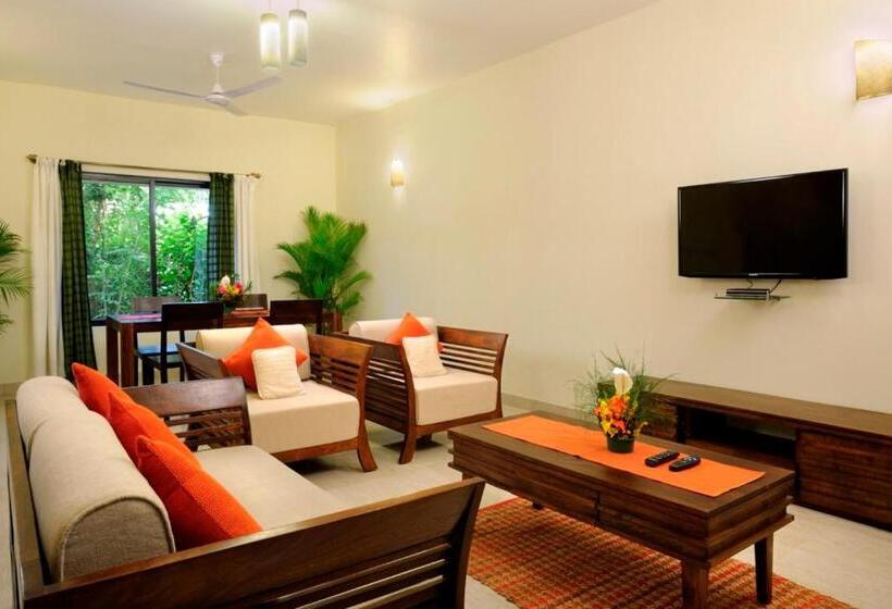 Отель Olive Farm @ Embassy International Riding School