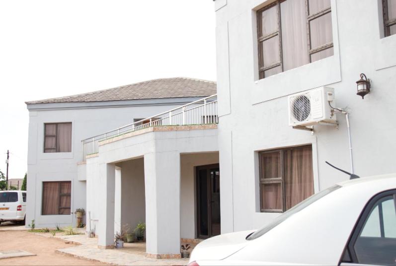 Pensão D Villa Rest Inn