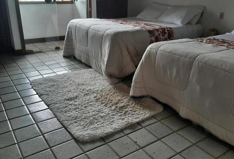 펜션 Quarto Privativo