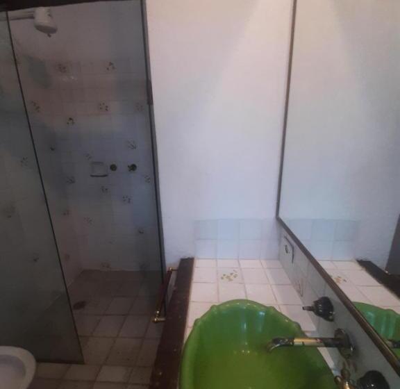 펜션 Quarto Privativo