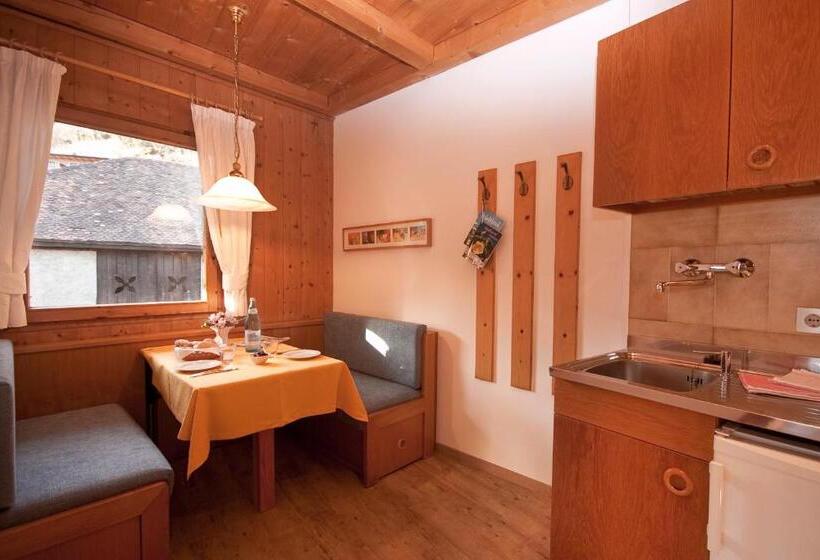 Ferienwohnungen St Hippolyt Mit Hallenbad