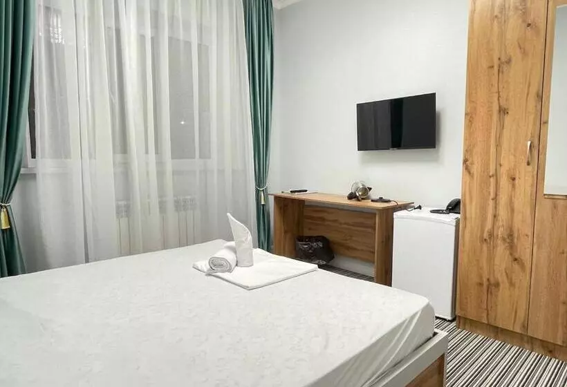 هتل мунайшы