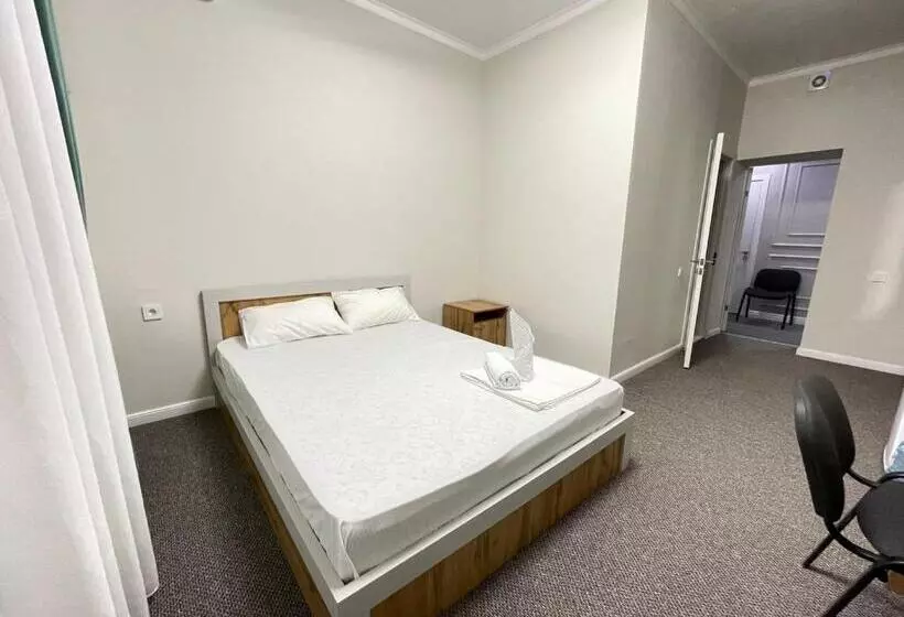 هتل мунайшы