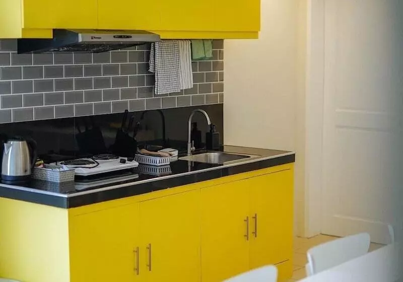 Hotelli Emerald Manor