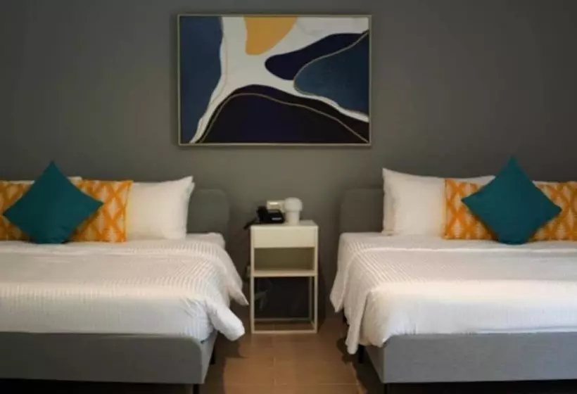 Hotelli Emerald Manor