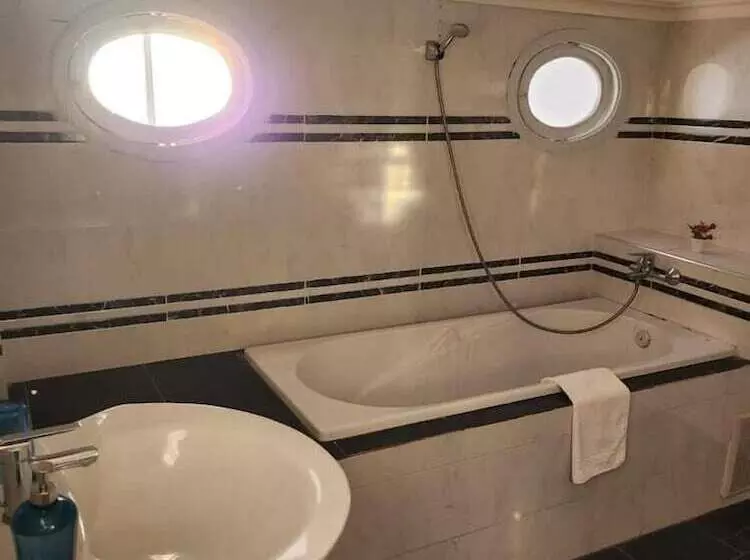 Majatalo Riad Ras Lafaa