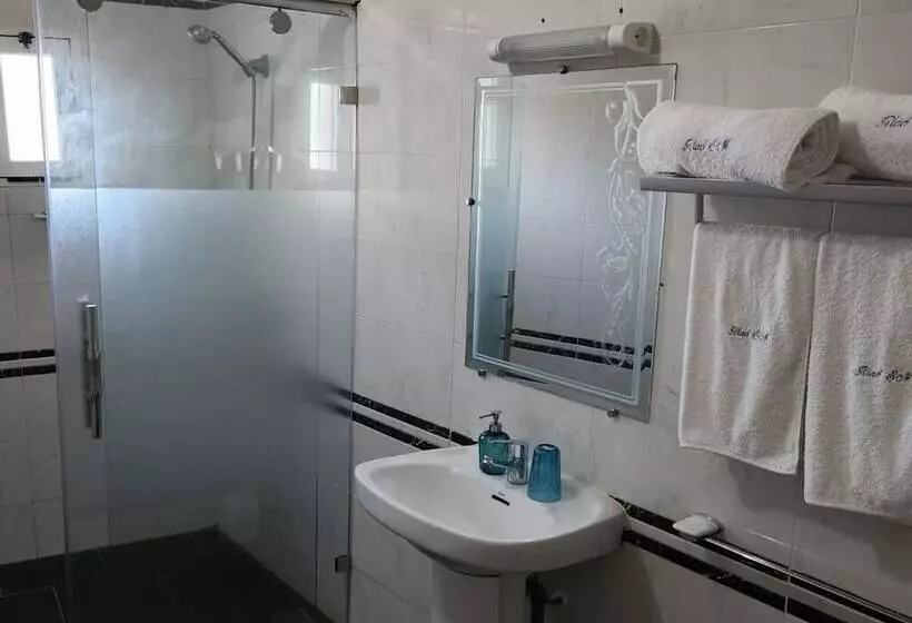 Majatalo Riad Ras Lafaa