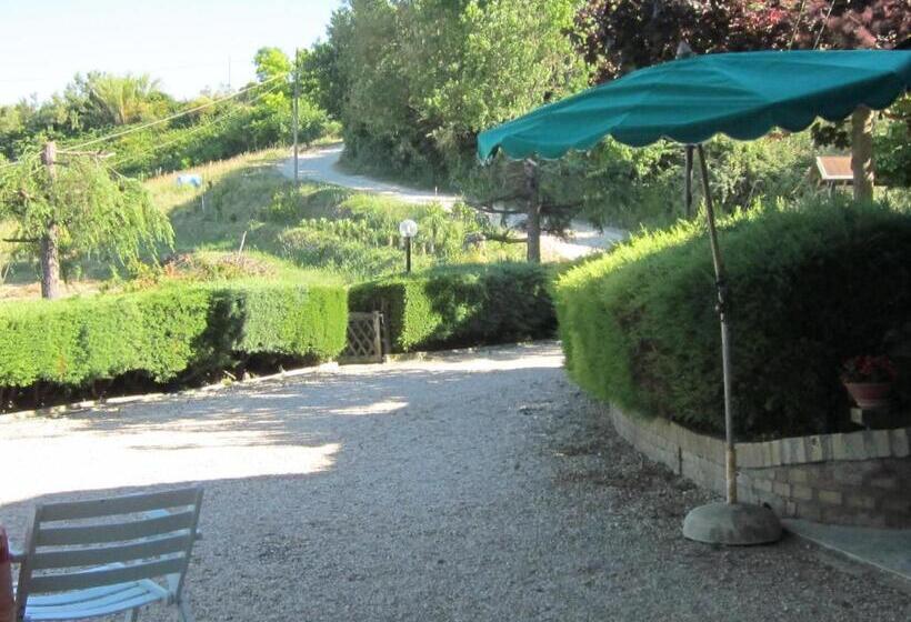 تختخواب و صبحانه Bed&breakfast Le Valli Del Cerrano