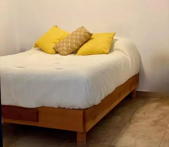 Aamiaismajoitus (B&B) Suites Apodaca