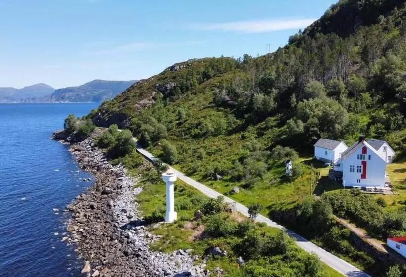 ベッドアンドブレックファースト Ulvesund Fyr