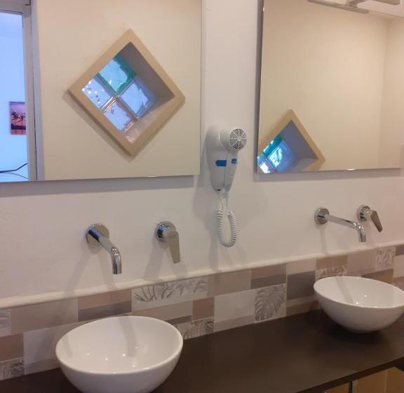 膳宿费 Guest House Santa Rosalia