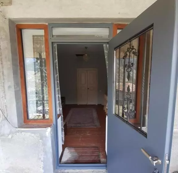 پانسیون Inside