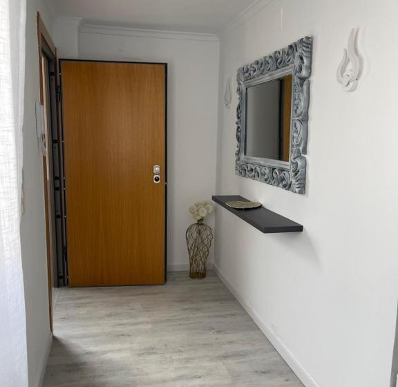 Пансион Old Town Oliva Guest Apartment