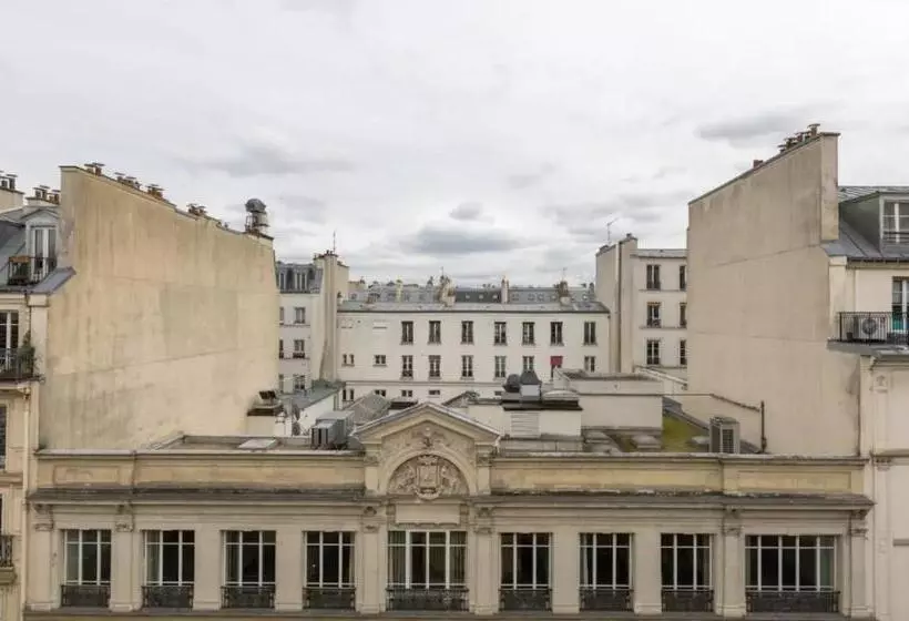 ペンション Chic Apartment In The Heart Of Paris