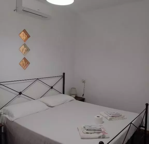 ペンション Guest House Santa Rosalia