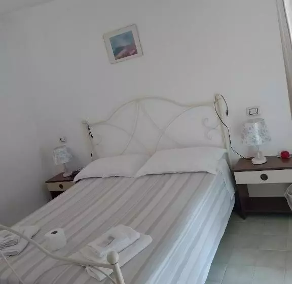 ペンション Guest House Santa Rosalia
