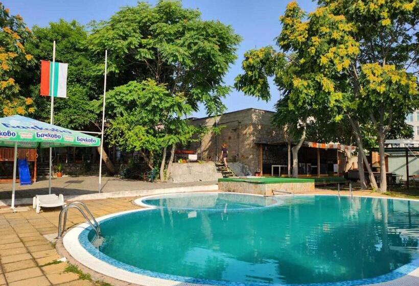 בית מלון כפרי хотел централ