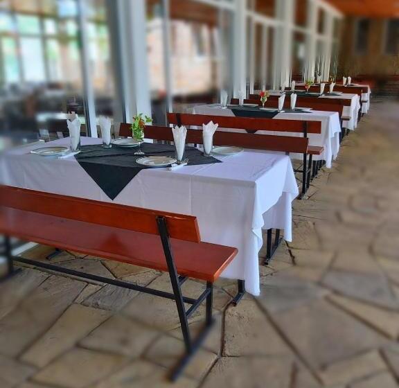 בית מלון כפרי хотел централ