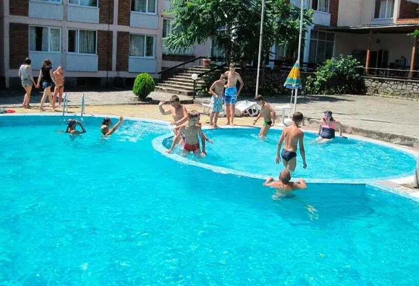 هتل хотел централ