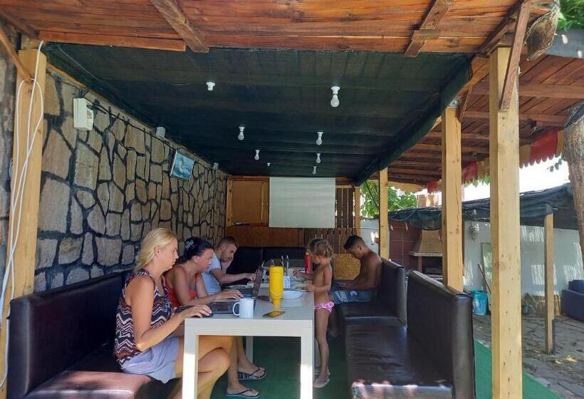 בית מלון כפרי хотел централ