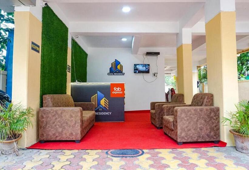 Отель Fabexpress Sahil Residency