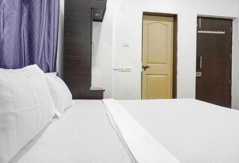 Отель Fabexpress Sahil Residency