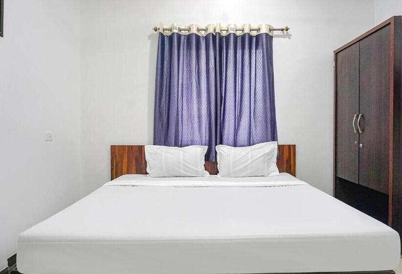 Отель Fabexpress Sahil Residency