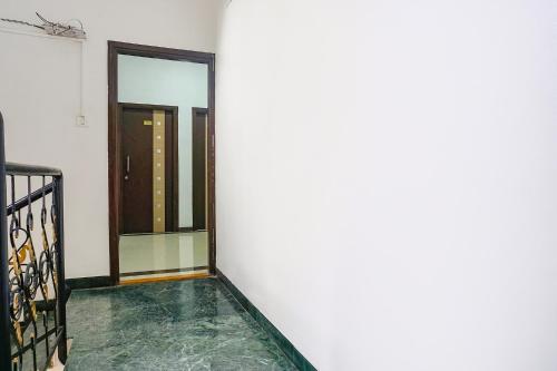 Отель Fabexpress Sahil Residency