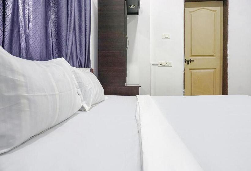 Отель Fabexpress Sahil Residency