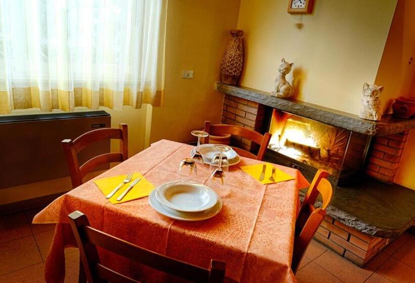 בית מלון כפרי Le Rondini