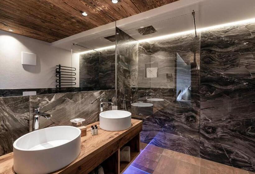 Отель Santner Alpine Sport & Relax