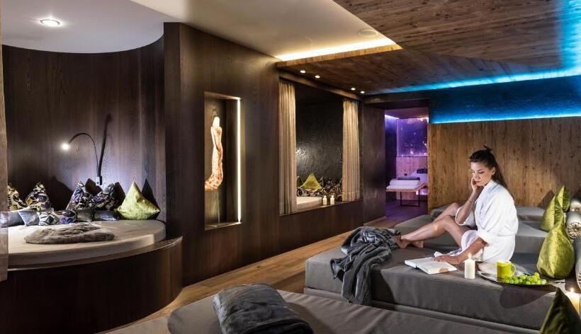 Отель Santner Alpine Sport & Relax