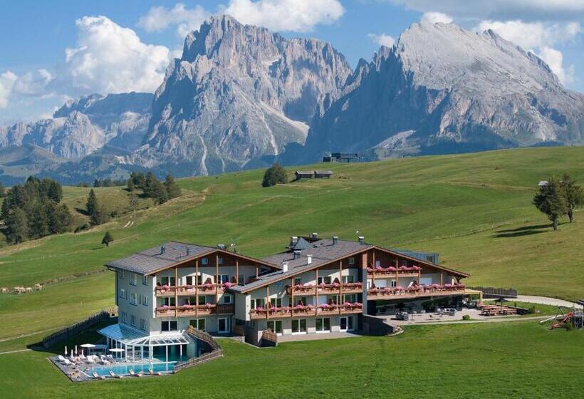 Отель Santner Alpine Sport & Relax